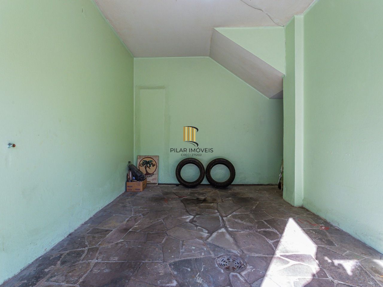 Sobrado 4 dormitórios no bairro Farroupilha