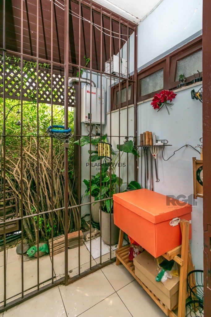 Sobrado de 4 dormitórios no Moinhos de Vento