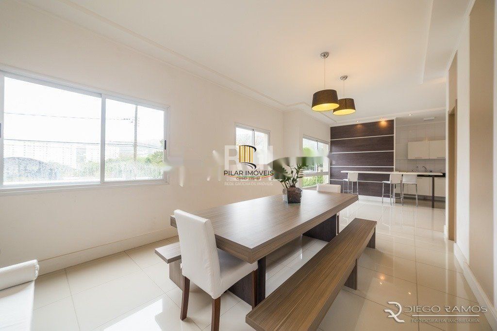 Apartamento para Venda - 56.82m², 2 dormitórios, sendo 1 suites, 1 vaga - Alto Petrópolis