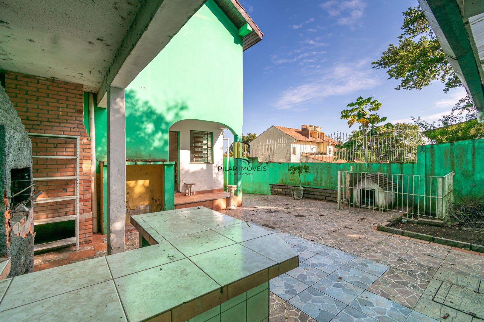 Casa 5 dormitórios no bairro Jardim Sabará