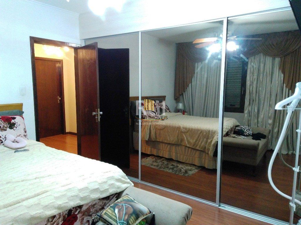 Cobertura para Venda - 323.99m², 3 dormitórios, sendo 1 suites, Partenon