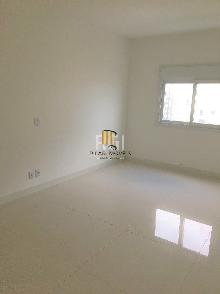 Apartamento para Venda - 161.39m², 4 dormitórios, sendo 2 suites, 2 vagas - Centro