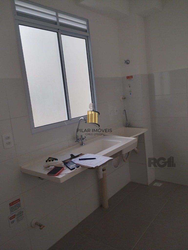 Apartamento 02 dormitórios e 01 vaga, no bairro Alto Petrópolis, em Porto Alegre RS.