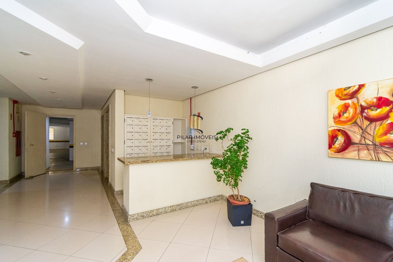 Apartamento impecável, finamente decorado, entrar e morar!