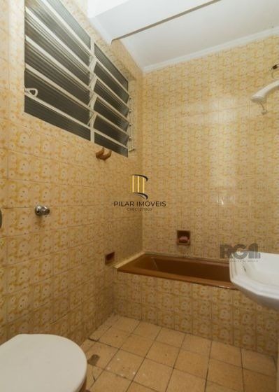 Casa 5 dormitórios no bairro Jardim Sabará