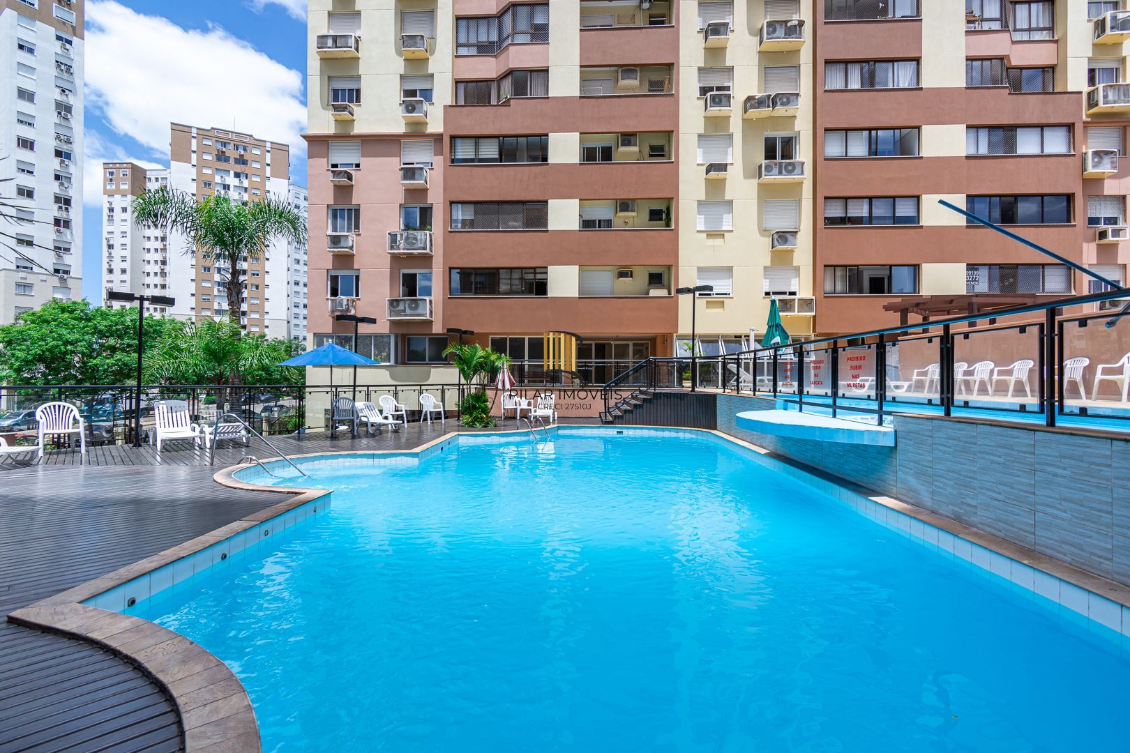 Apartamento 3 dormitórios no bairro Vila Ipiranga