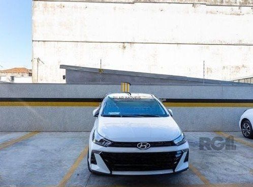 Apartamento no bairro Azenha 1 dormitório 1 vaga - Azenha