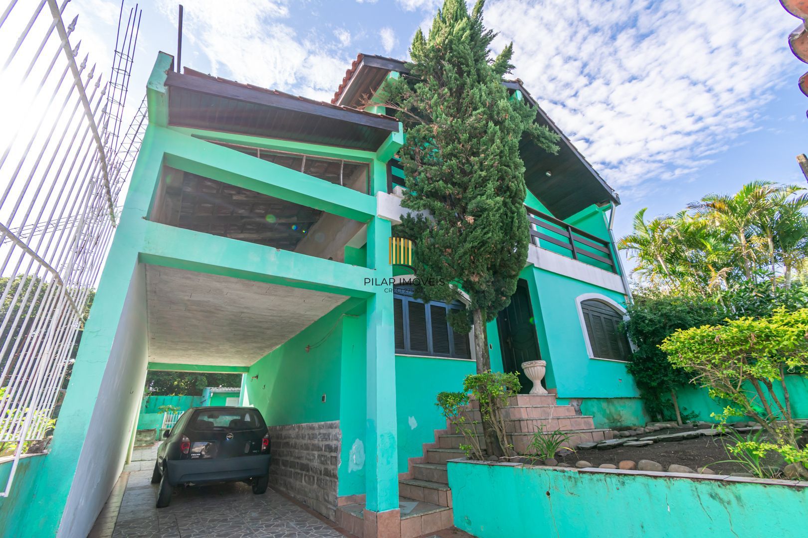 Casa 5 dormitórios no bairro Jardim Sabará