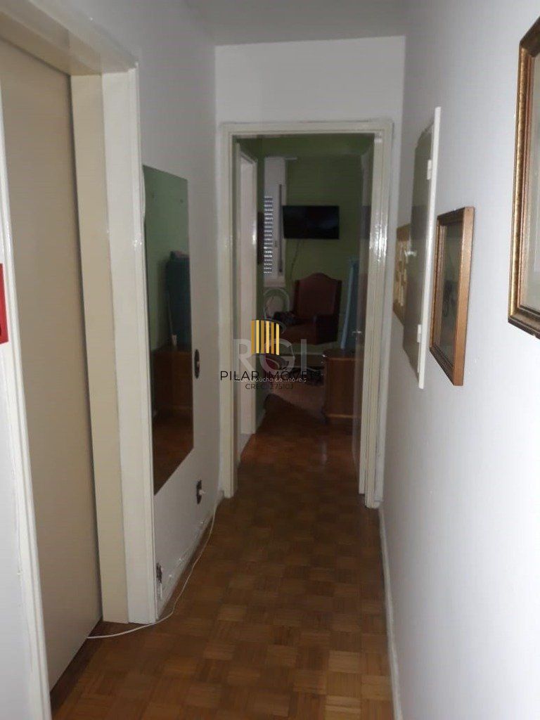 Apartamento 03 dormitórios (01 suíte), com vaga escriturada, no bairro Santana, em Porto Alegre - RS