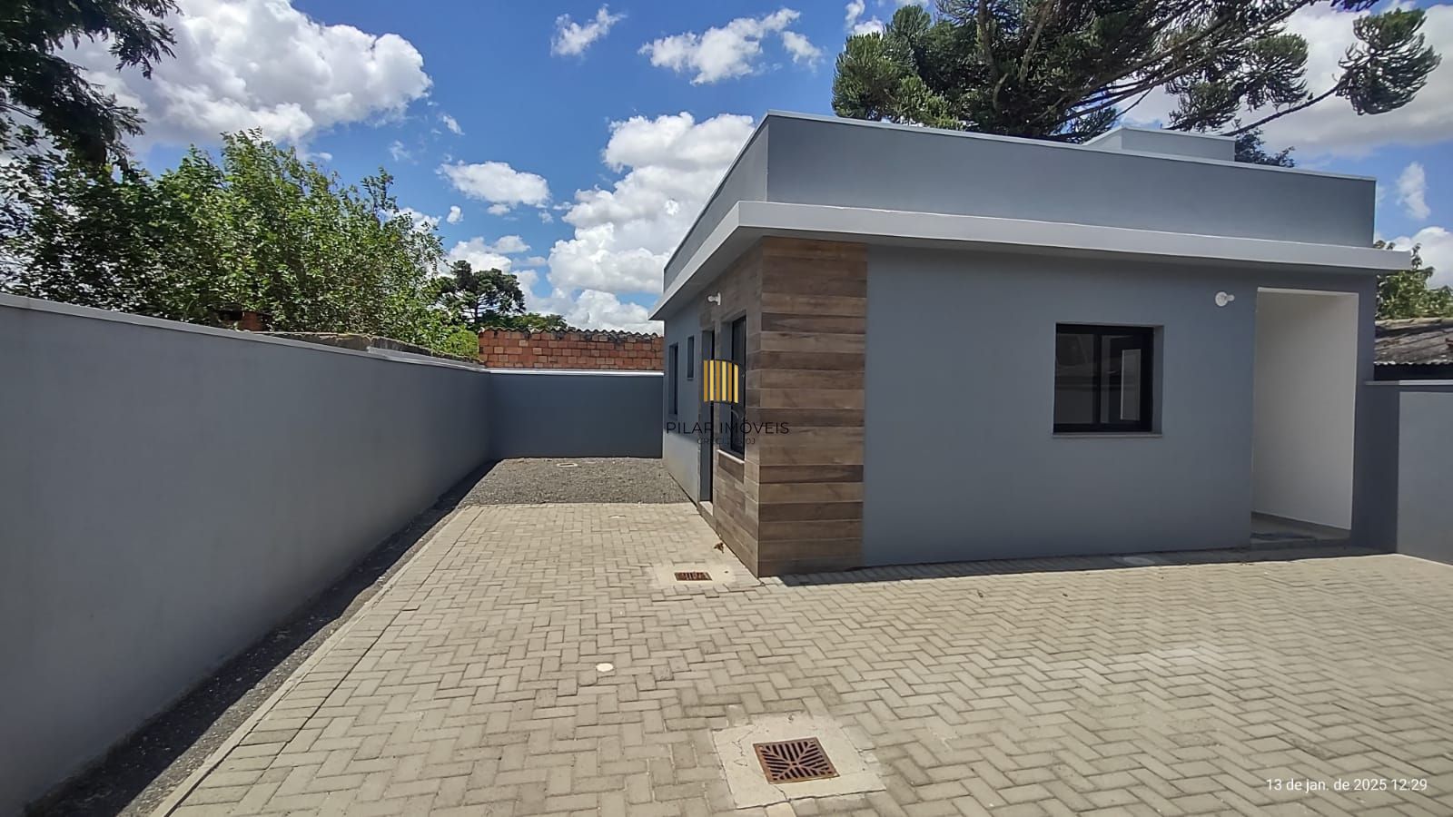 Casa em condomínio de 2 dormitórios no bairro São José em Canoas