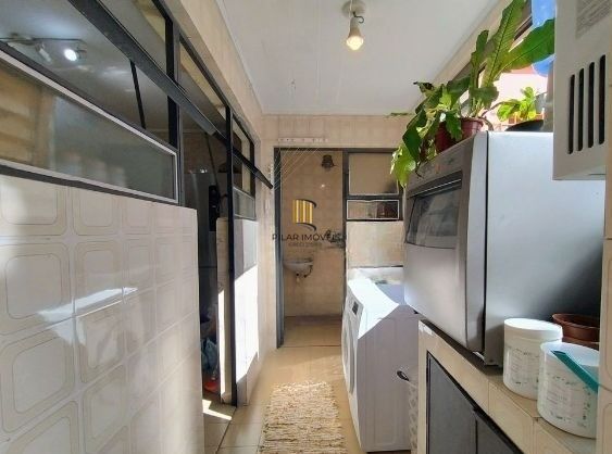 Apartamento de 3 dormitórios e vaga no bairro Petrópolis