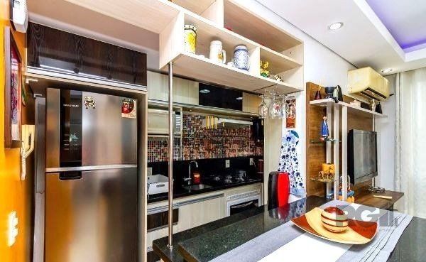 Apartamento no Sarandi de 2 dormitórios infra e vaga