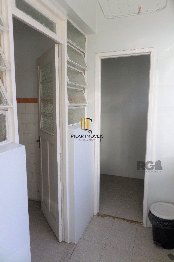 Apartamento no bairro Rio Branco de 2 dormitórios desocupado