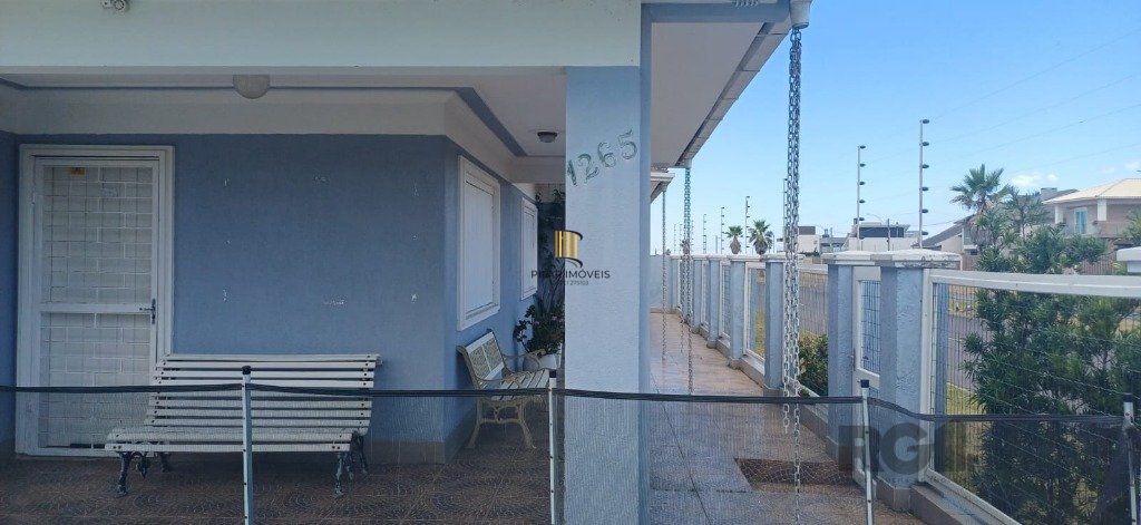 Ótima casa com 4 dormitórios na Praia de Atlântida Sul (Osório-RS)