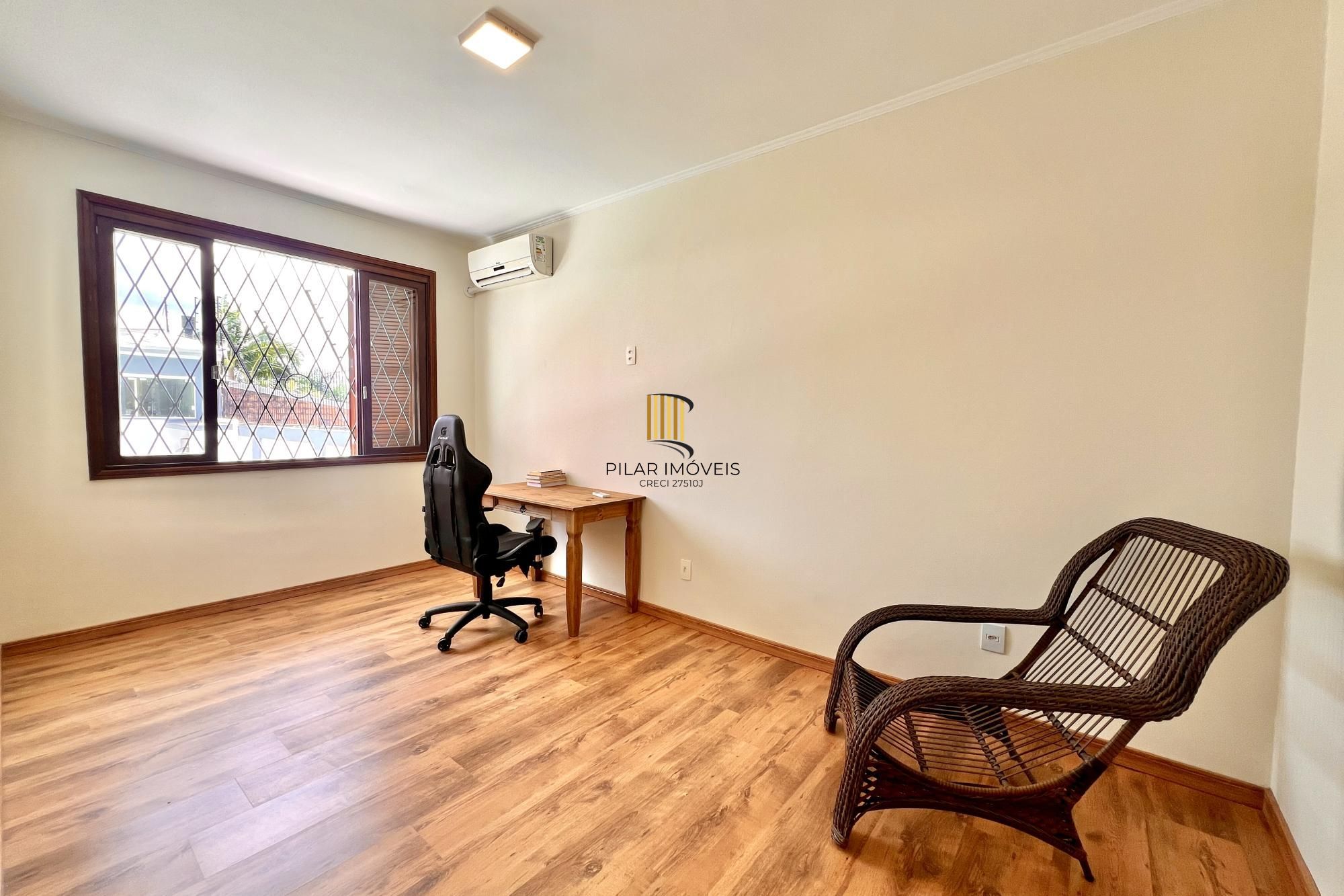 Casa 3 dormitórios no bairro Jardim Europa