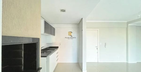 Apartamento no bairro Vila Ipiranga de 2 dormitórios e 2 vagas