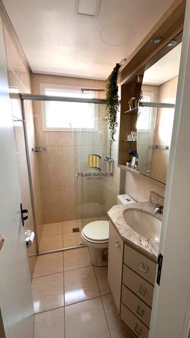 Apartamento de 2 dormitórios e vaga no bairro Santana