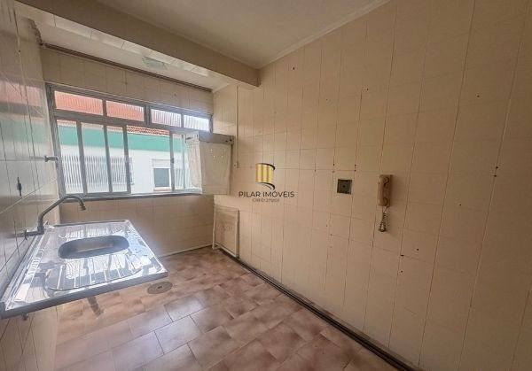 Apartamento de 1 dormitório na Vila Ipiranga desocupado