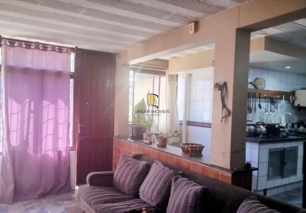 Casa no bairro Santa Fé com 3 dormitórios e 3 vagas