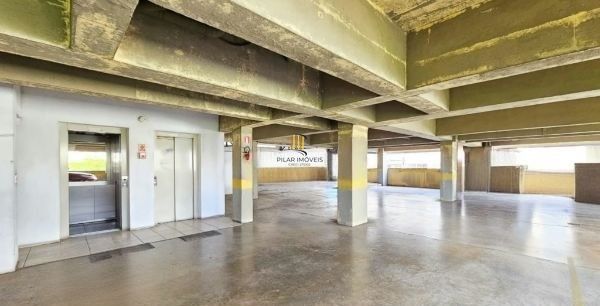 Apartamento na Cidade Baixa de 2 dormitórios e vaga