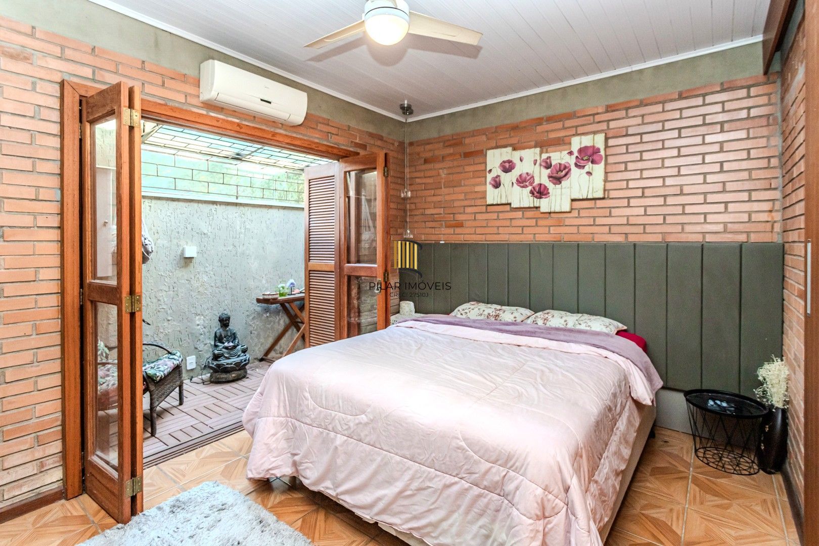 Casa no Jardim Botânico de 2 dormitórios 1 vaga e amplo terreno