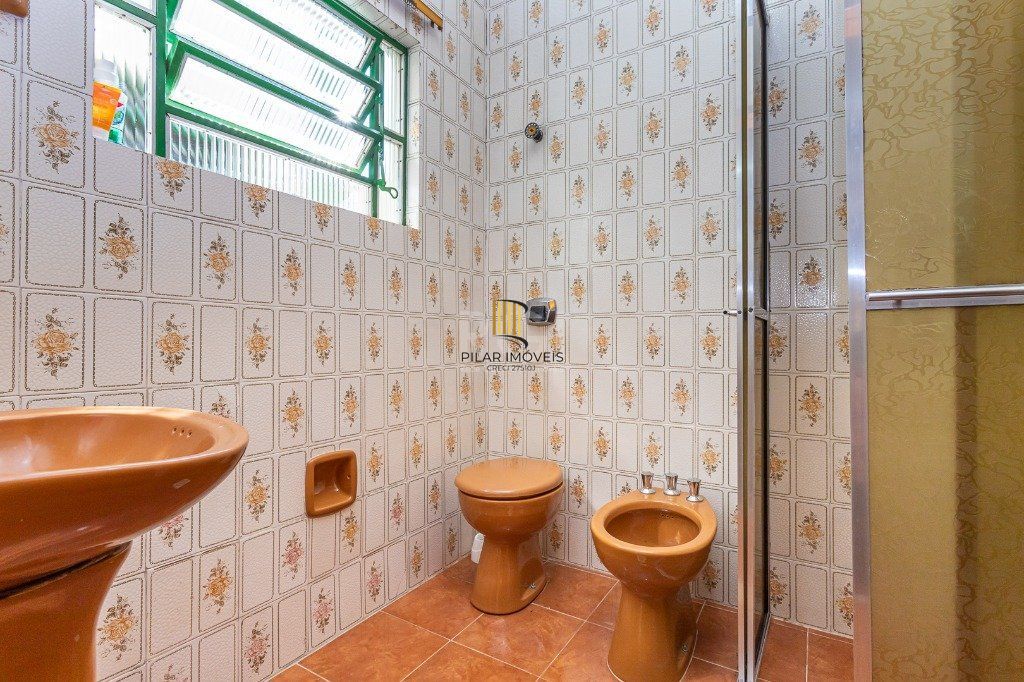 Casa para Venda - 143.32m², 3 dormitórios, sendo 1 suites, 5 vagas - Parque Santa Fé