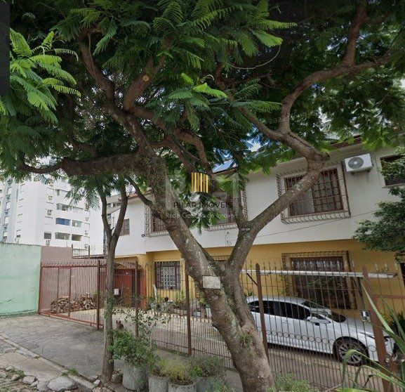 Casa 3 Dormitório(s) Bairro Azenha