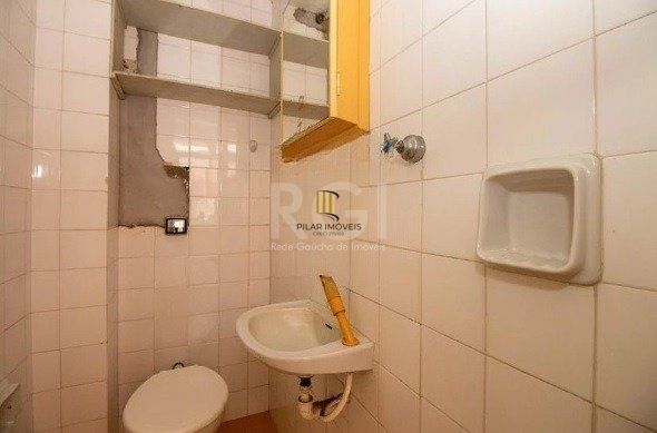 Apartamento de 2 dormitórios, 1 vaga - Petrópolis