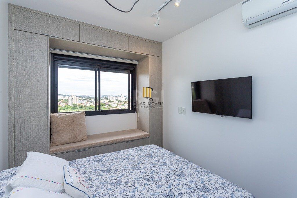 Apartamento para Venda - 70.07m², 2 dormitórios, sendo 1 suites, 2 vagas - Jardim Botânico