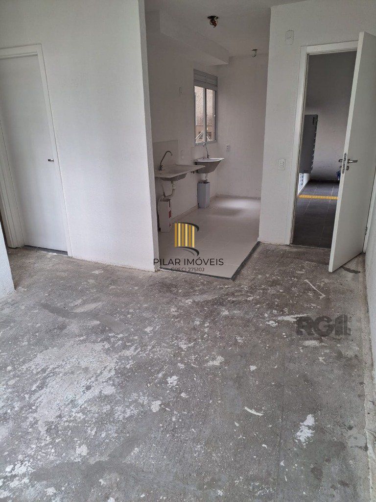 Apartamento de 02 dormitórios e 01 vaga, no bairro Rio Branco, em Canoas.