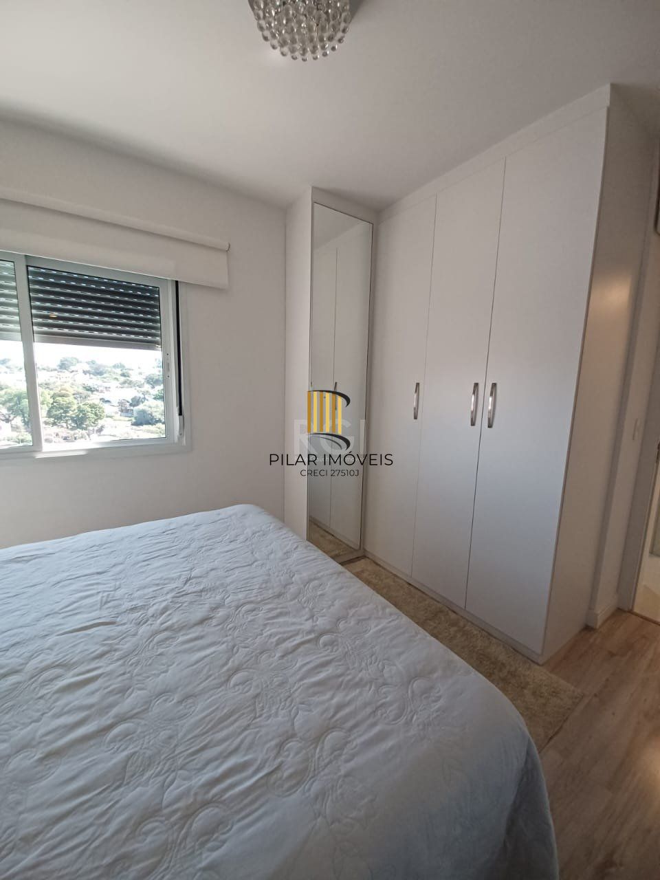 Cobertura duplex na Medianeira de 2 dormitórios e 2 vagas
