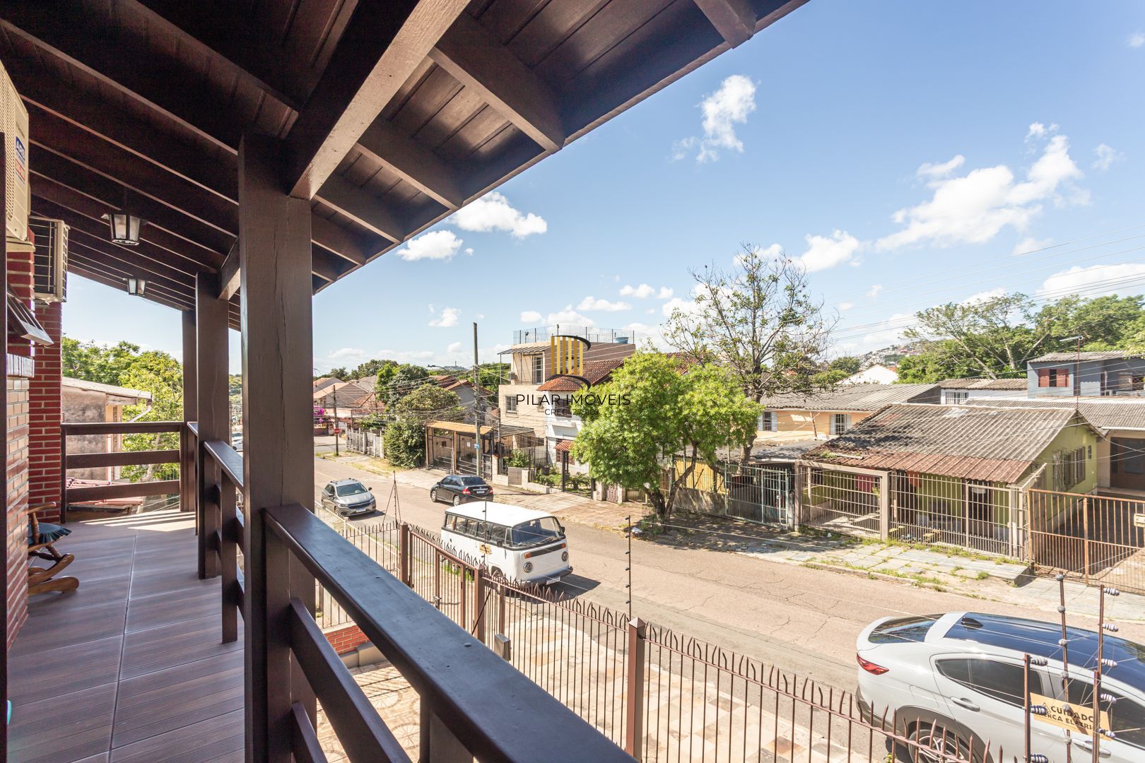 Casa 3 dormitórios no bairro Camaquã