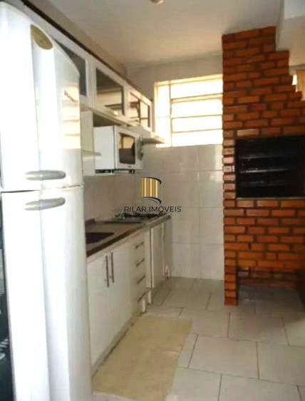 Apartamento no bairro Medianeira de 3 dormitórios DESOCUPADO