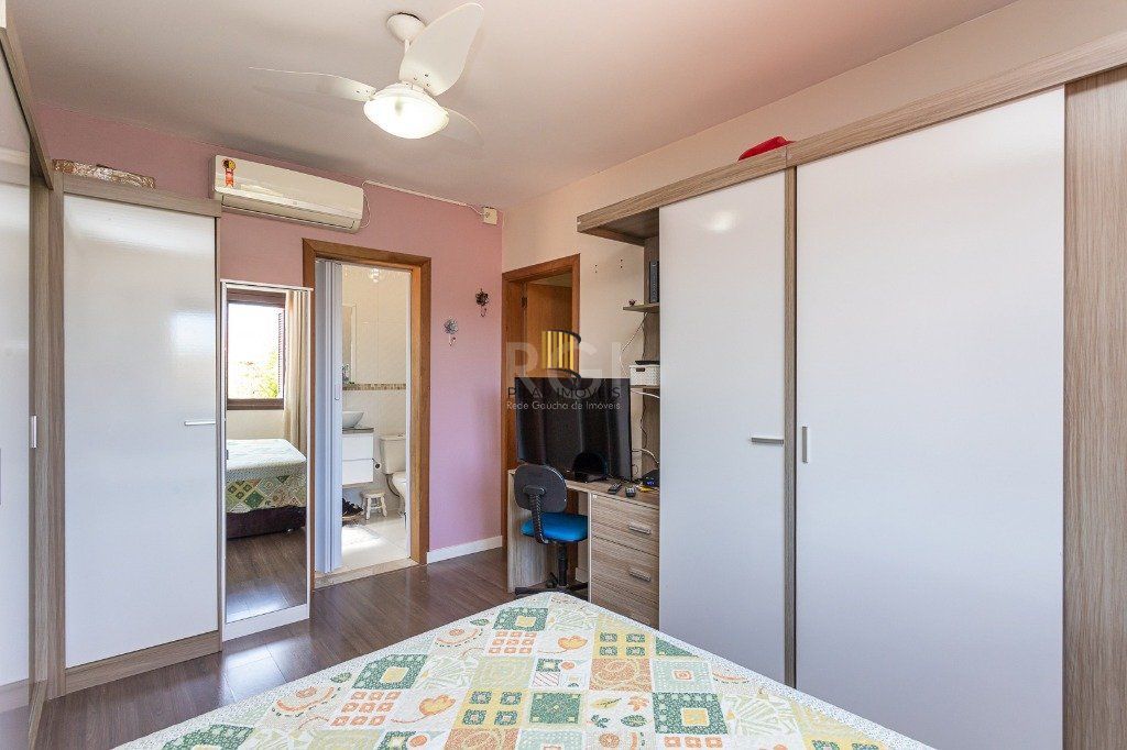 Casa na zona sul de 4 dormitórios 2 vagas - Espirito Santo