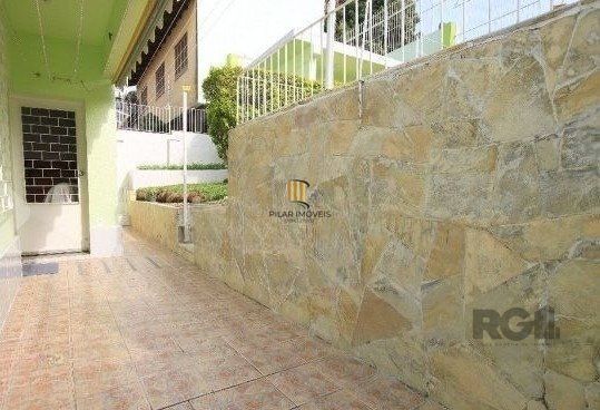 casa sobrado no Jardim Sabará de 3 dormitórios e 4 vagas