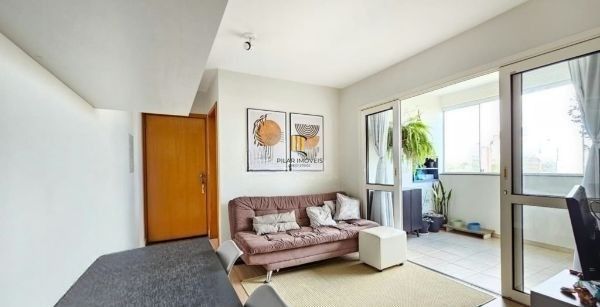 Apartamento na Cidade Baixa de 2 dormitórios e vaga - Pilar Imóveis