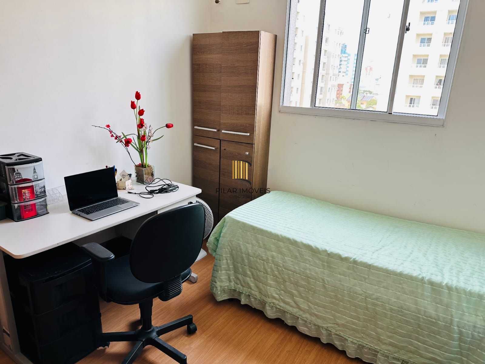 Excelente apartamento 2 dormitórios e vaga em Novo Hamburgo