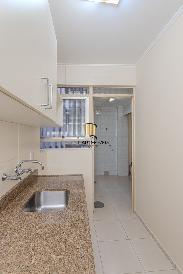 Apartamento no Centro de 1 dormitório DESOCUPADO