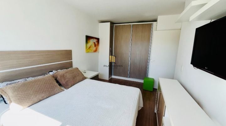 Apartamento no Condomínio Park Plaza de 2 dormitórios e vaga