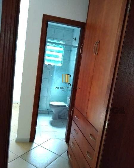 Casa em condominio no bairro Tristeza de 3 dormitórios e vaga