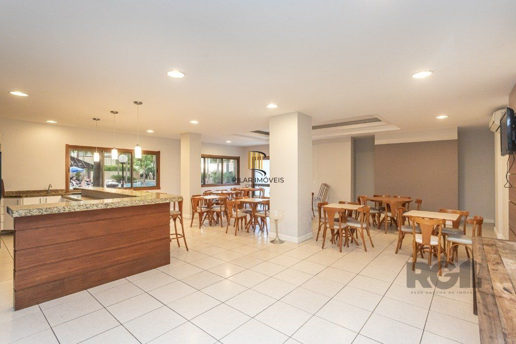 Apartamento 3 dormitórios no bairro Menino Deus