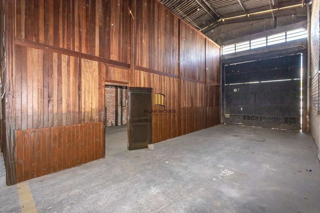 Galpão 2 dormitórios no bairro Navegantes