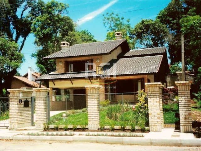 Casa em Gramado de 4 dormitórios e  4 vagas - Pilar Imóveis