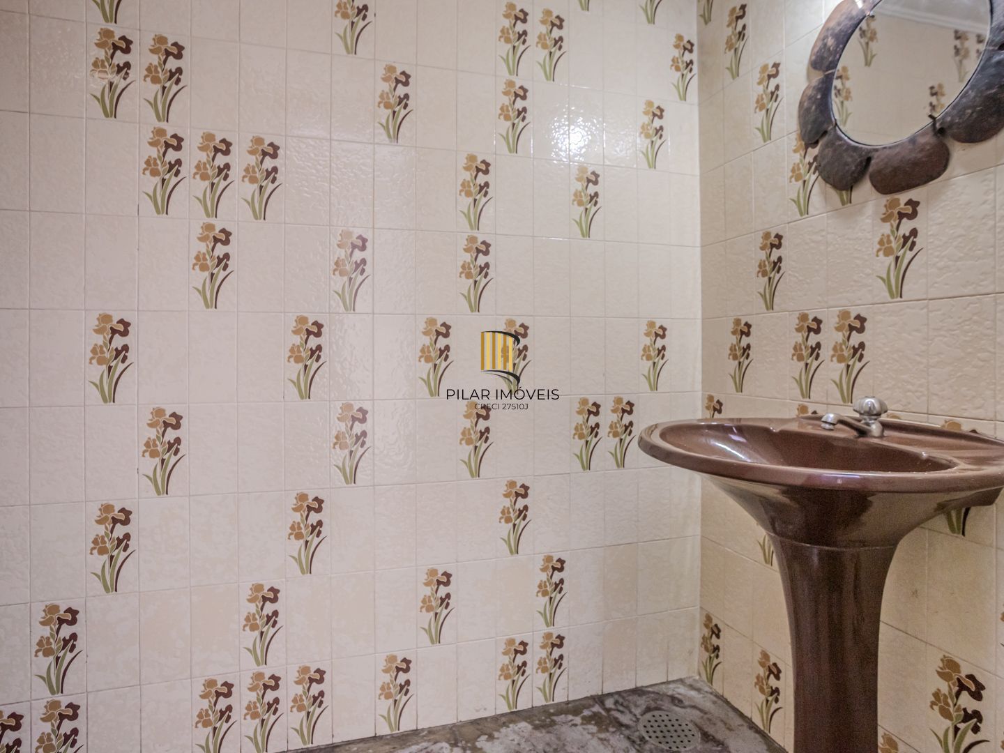 Casa sobrado no Menino Deus de 3 dormitórios e 3 vagas