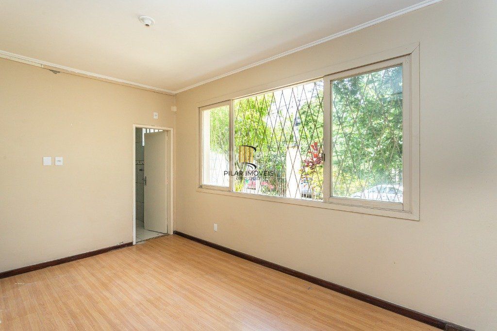 Casa para Venda - 740m², 5 dormitórios, sendo 1 suites, 3 vagas - Vila Assunção