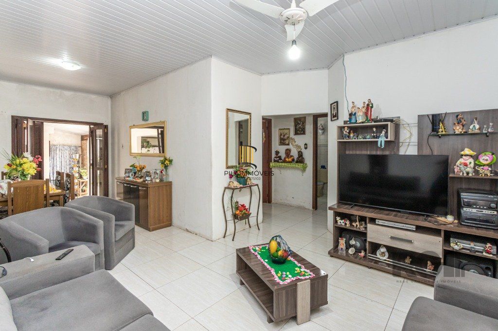 Casa 3 dormitórios no bairro Jardim  Botânico