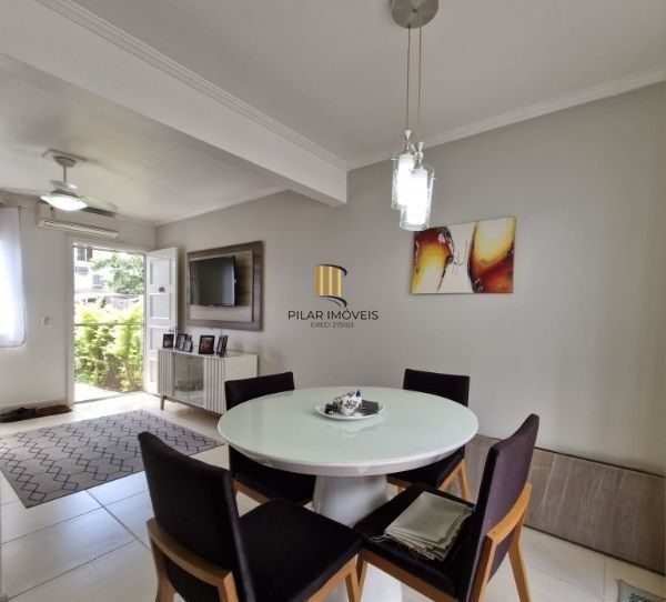 Casa em Condomínio no Humaitá de 2 dormitórios vaga e infra