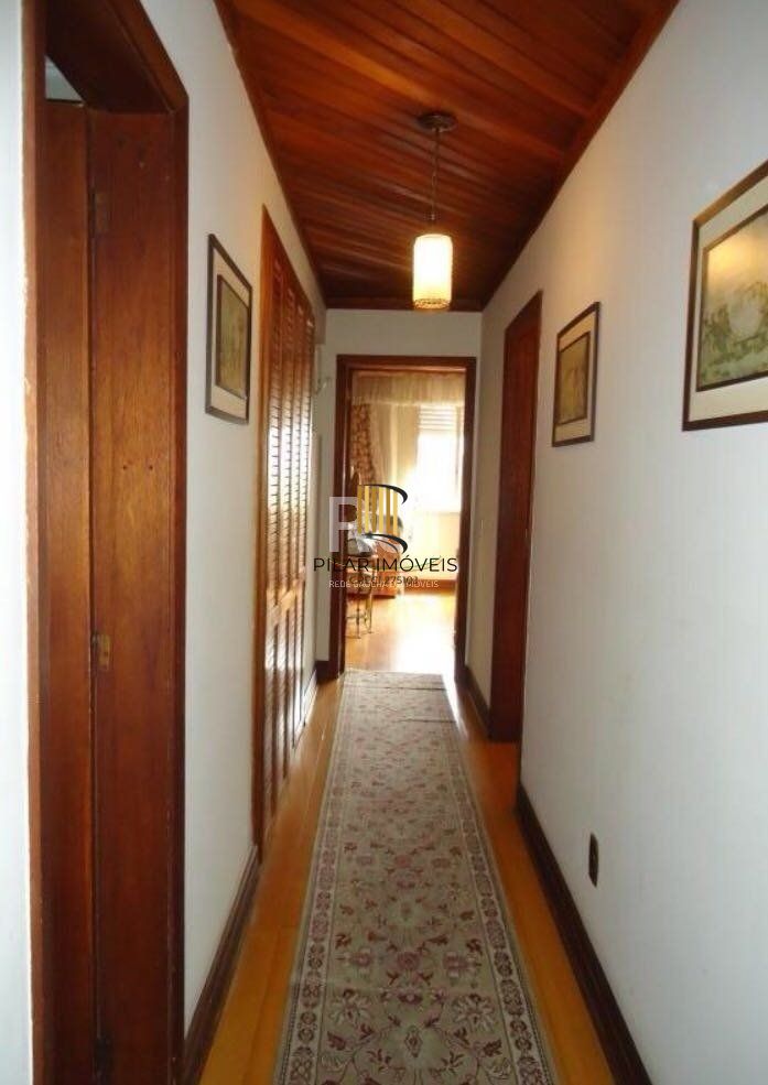 Cobertura para Venda - 255.99m², 5 dormitórios, sendo 1 suites, 2 vagas - Menino Deus
