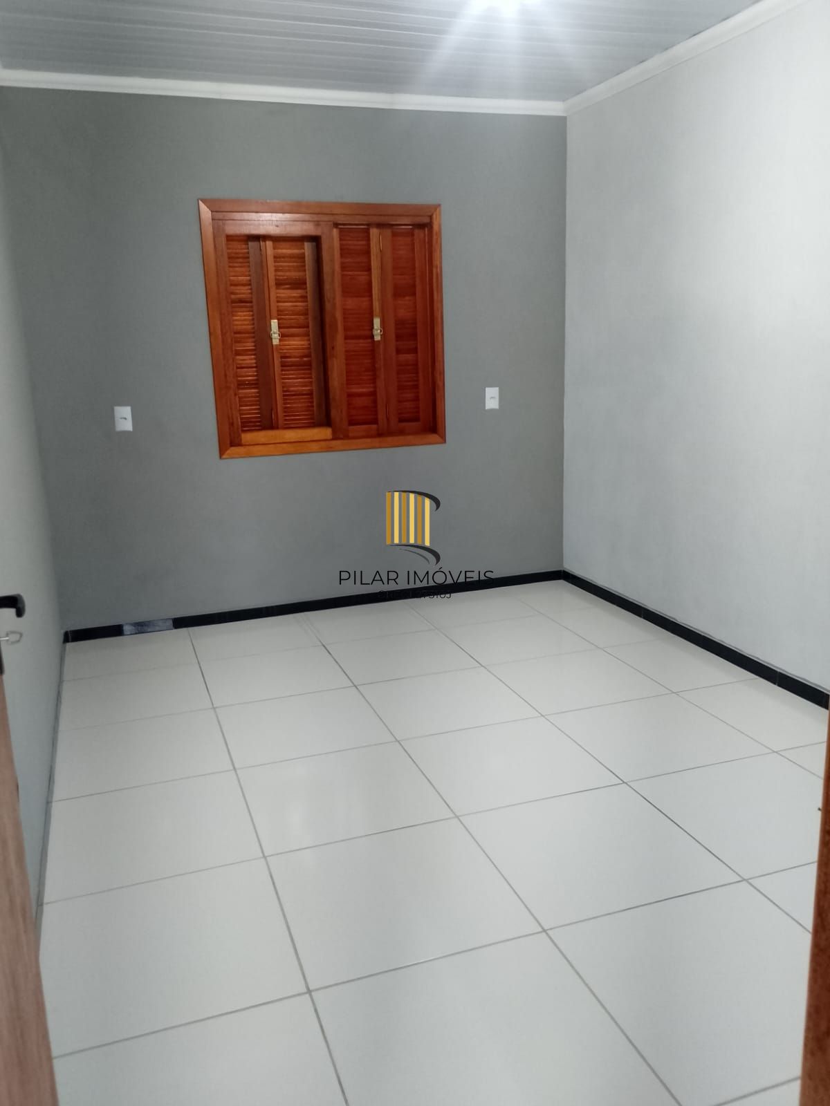 Casa em Canoas - Mato Grande de 3 dormitórios e 2 vagas