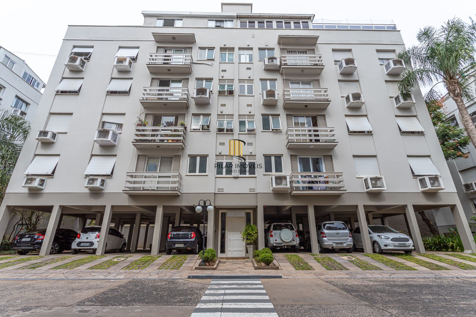 Apartamento no Passo D'areia de 3 dormitórios vaga e infra